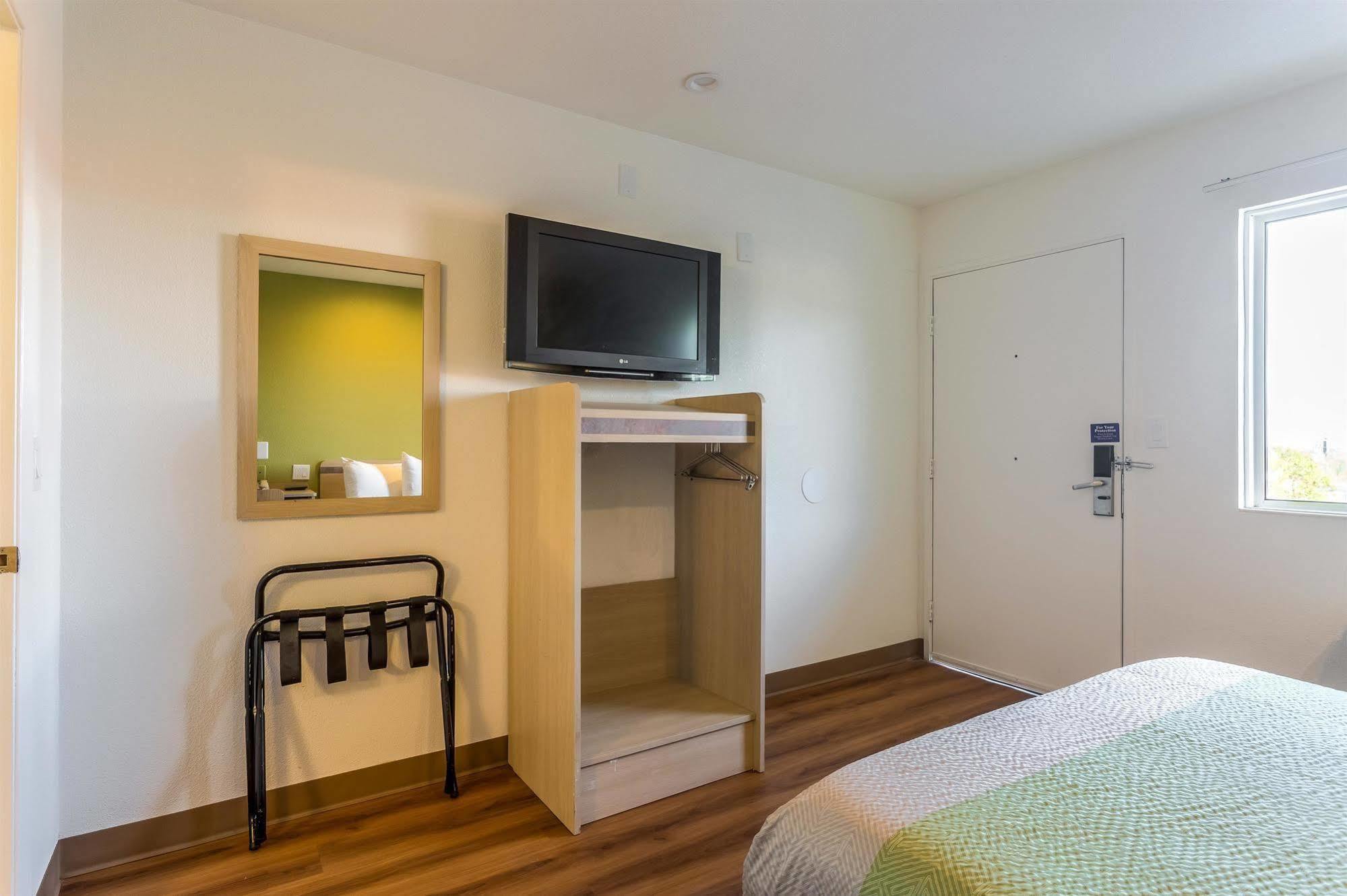 Motel 6-Needles, Ca Экстерьер фото
